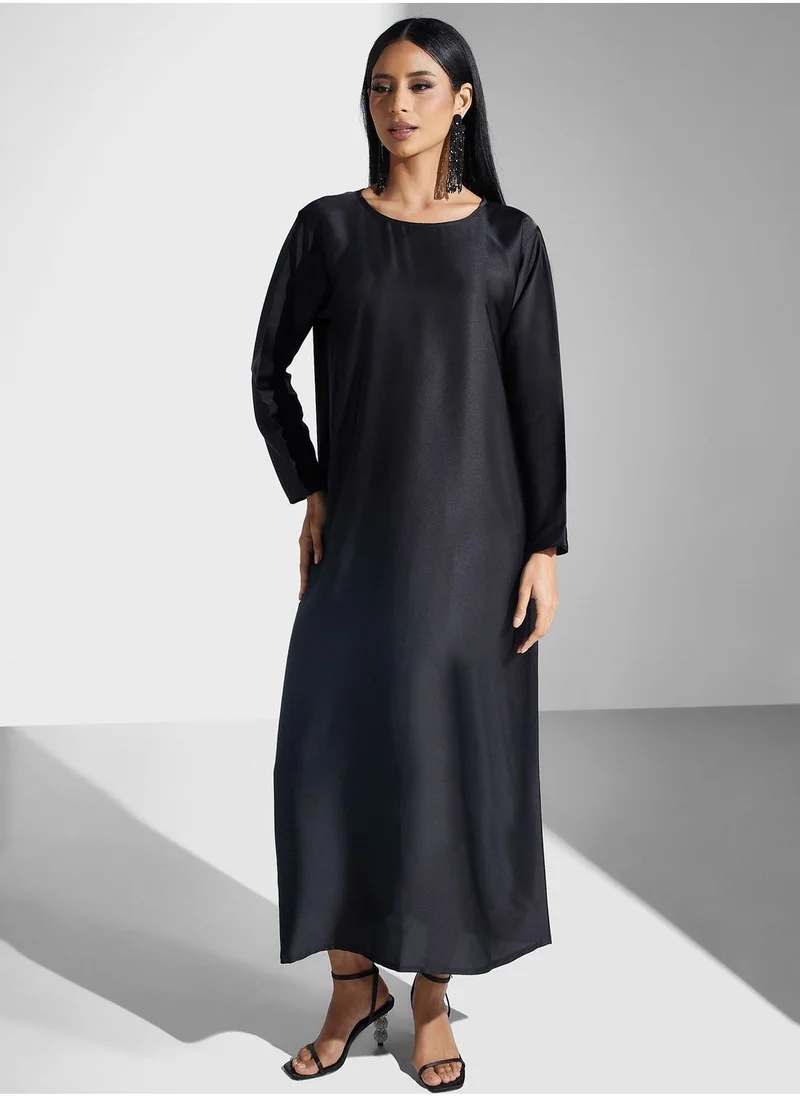 Meem by Mariyah Cape Sleeve Kaftaan