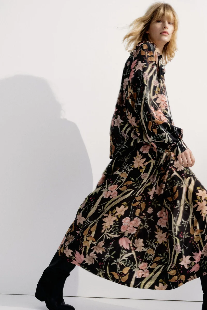 H&M Voluminous skirt