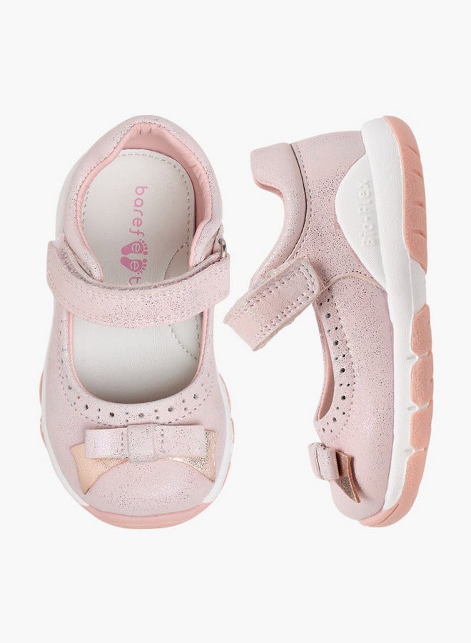 بيرفيت حذاء ماري جين بفيونكة وإغلاق بشريط لاصق - Image 3