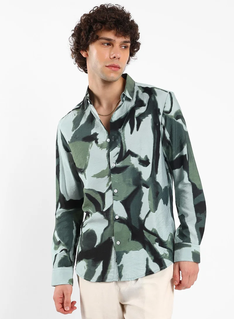 Campus Sutra Men's Emerald Green & Icy Blue Dark-Base Abstract Shirt