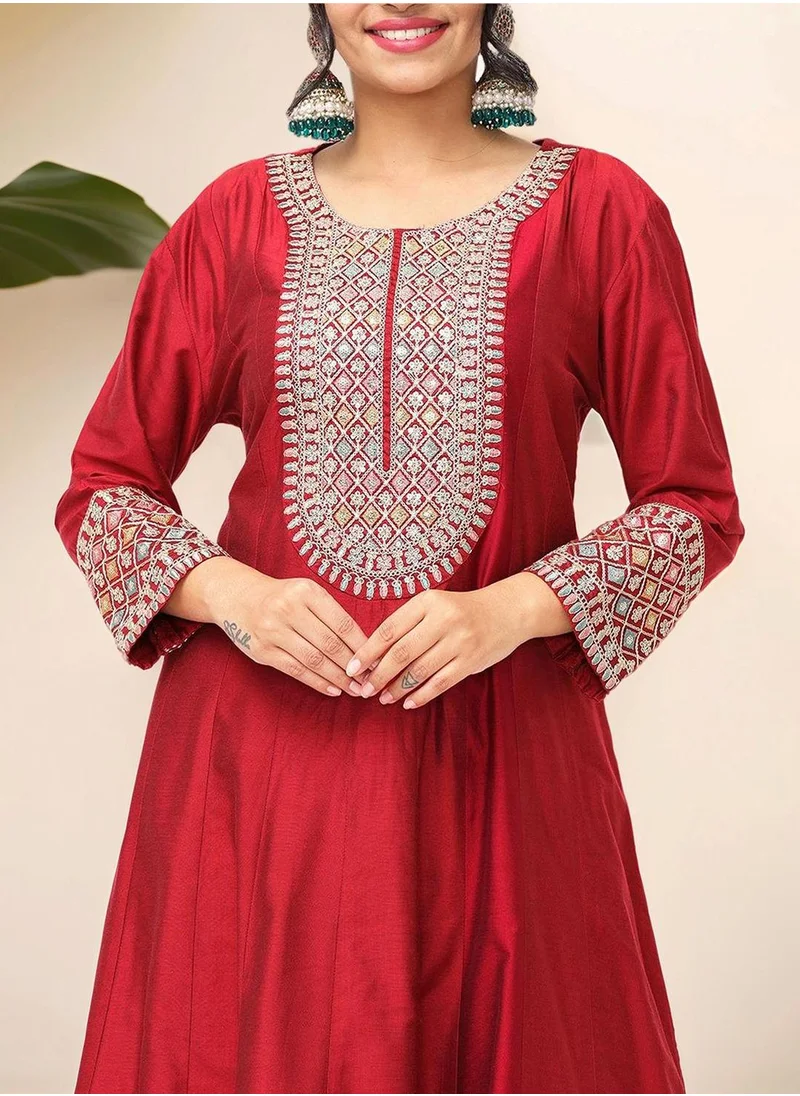 آي شين Red Kurta Set Straight Fit 3/4 Sleeve Sleeve made from POLY VISCOSE featuring Self Design design and Round Neck neckline - Perfect for Ethinic!