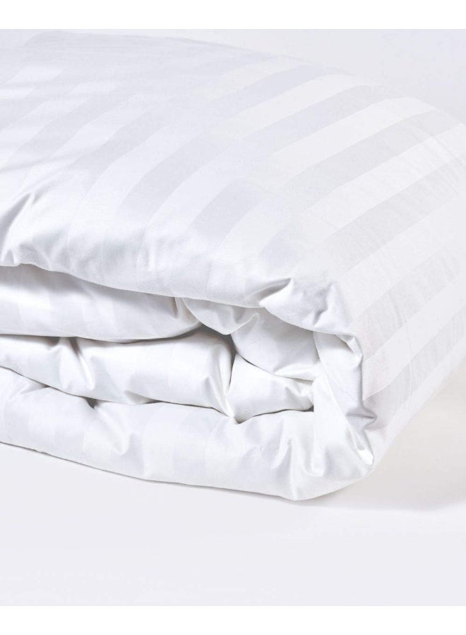 Hotel Linen Klub لحاف ميكروفايبر مخطط أبيض فاخرة من هوتيل لينين كلوب للسرير المزدوج - Image 4