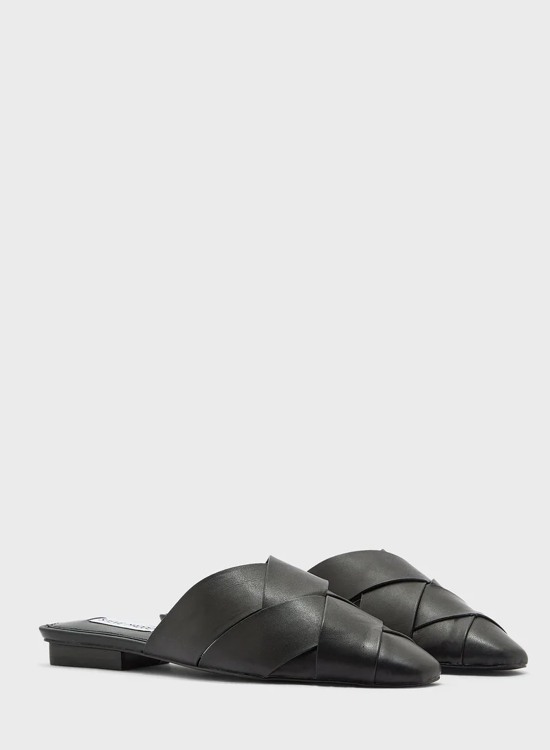 STEVE MADDEN Gambit Pointed Mules