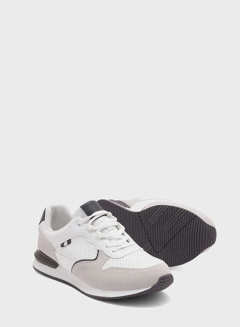 Robert Wood Casual Sneakers