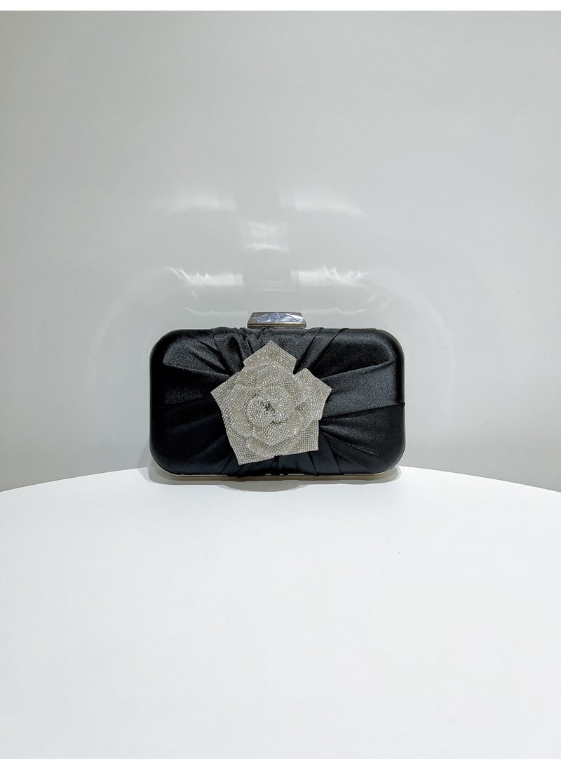Mark Fairwhale New Fashionable Handbag For Dinner Parties  - Image 3