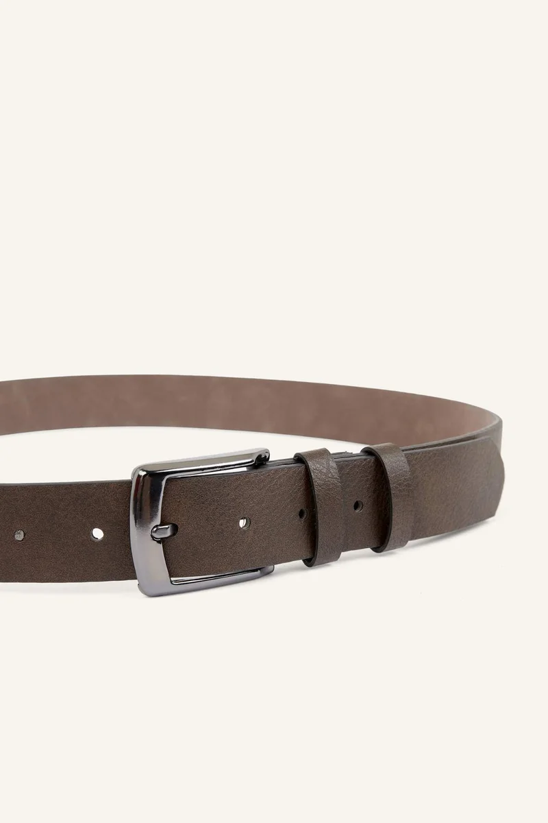 ديفاكتو Man Rectangle Clasp Faux Leather