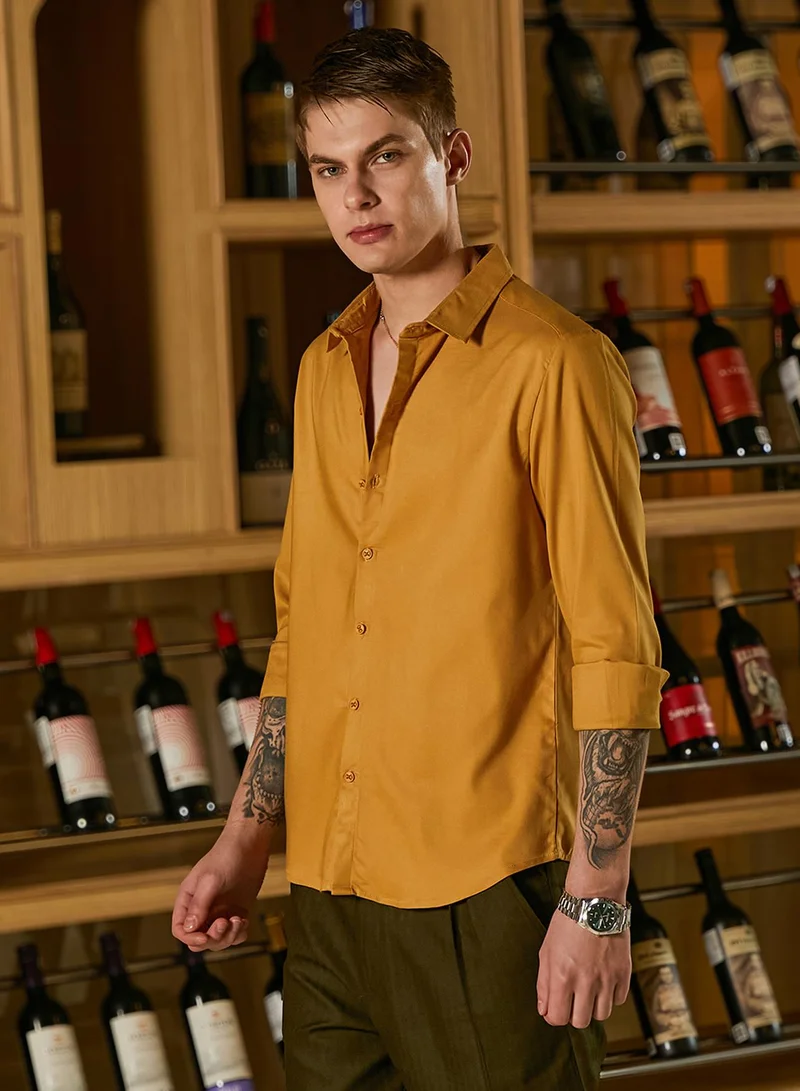 Campus Sutra Men's Mustard Yellow Solid Lustre Shirt