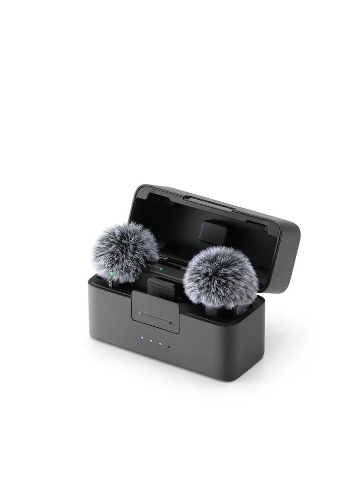Generic Mic Mini 2-Person Compact Wireless Microphone System for Camera and Smartphone 2.4 GHz  - Image 1