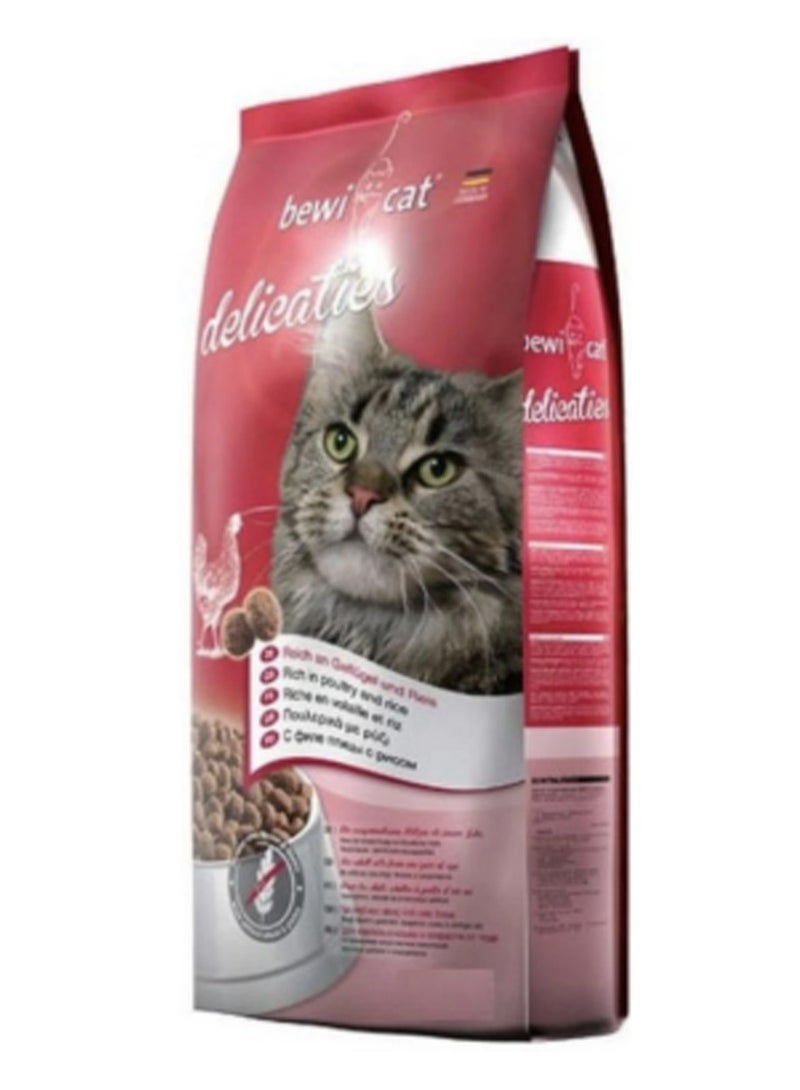 بيوي كات Dry Food with Poultry for Regular & Sterilised Adult Cats (1+ Years)1 kg