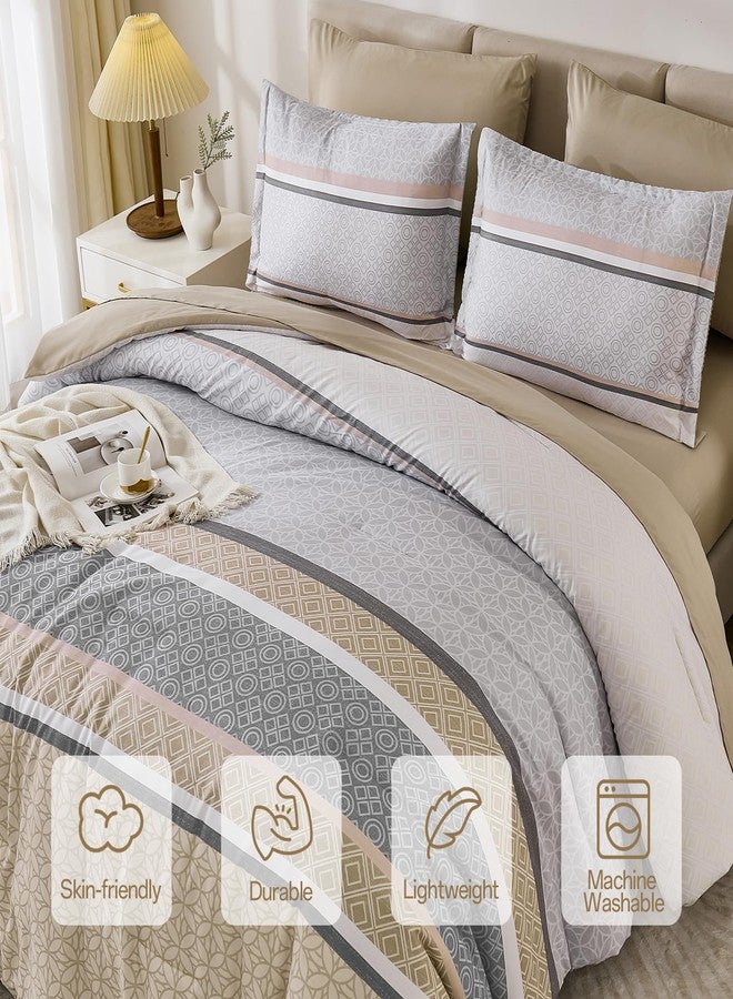 WONGS BEDDING طقم لحاف بيج من وونغز بيدينغ، مقاس كوين، 7 قطع، طقم لحاف وملاءات مخطط، طقم مفروشات من الألياف الدقيقة الناعمة والخفيفة الوزن لجميع الفصول (90 بوصة × 90 بوصة). - Image 5