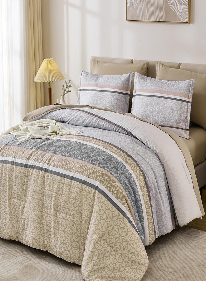 WONGS BEDDING طقم لحاف بيج من وونغز بيدينغ، مقاس كوين، 7 قطع، طقم لحاف وملاءات مخطط، طقم مفروشات من الألياف الدقيقة الناعمة والخفيفة الوزن لجميع الفصول (90 بوصة × 90 بوصة). - Image 3