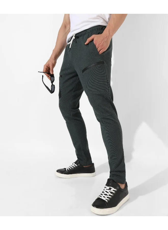Campus Sutra Men's Solid Charcoal Grey Regular Fit Trackpants