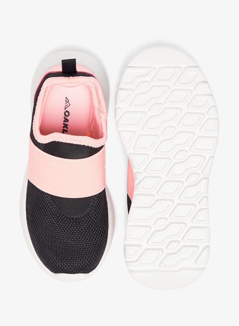 OAKLAN Textured Slip On Sports Shoes - Image 4