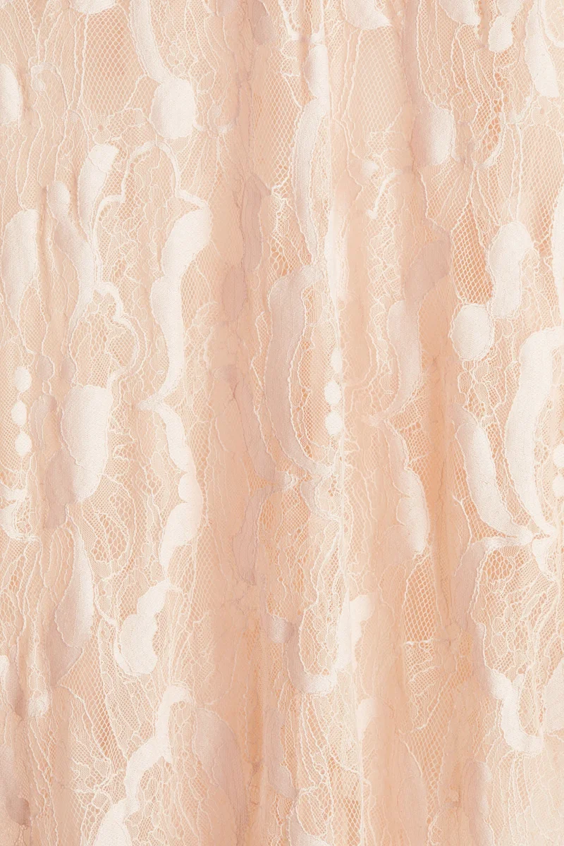 اتش اند ام فستان ماكسي بقبة مرتفعة من الدانتيل