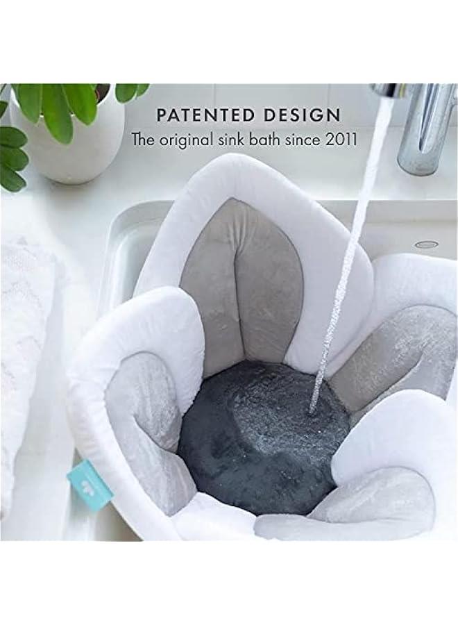 حوض استحمام للاطفال، بساط حمام الاطفال، مقعد اسفنج قابل للطي مناسب لمعظم الاحواض، مستلزمات استحمام الاطفال وحديثي الولادة (زهرة متفتحة)- (لون رمادي) - Image 2