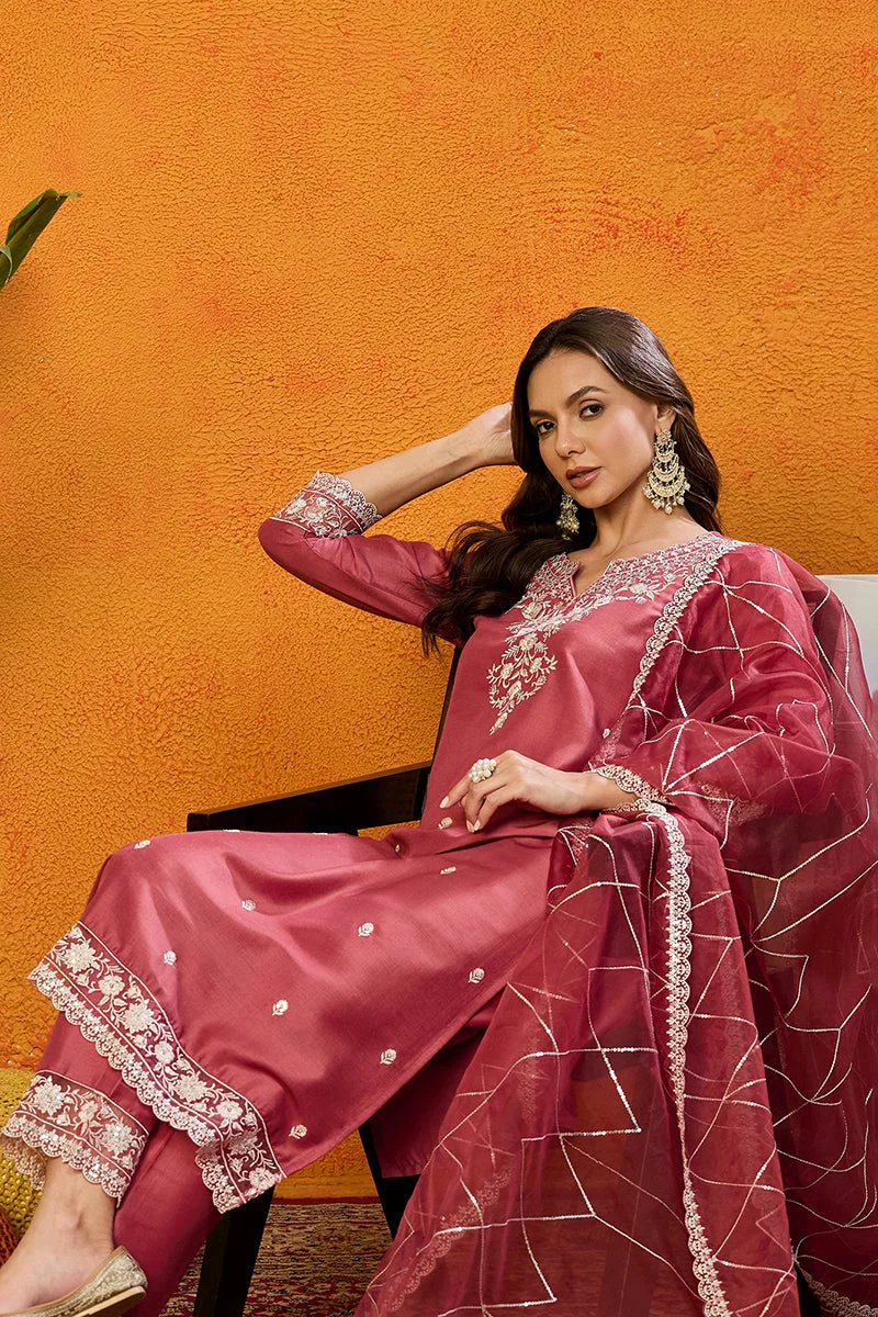 زيري سوق طقم كورتا حريري مطرز باللون الأحمر الصدئ مكون من  قطع