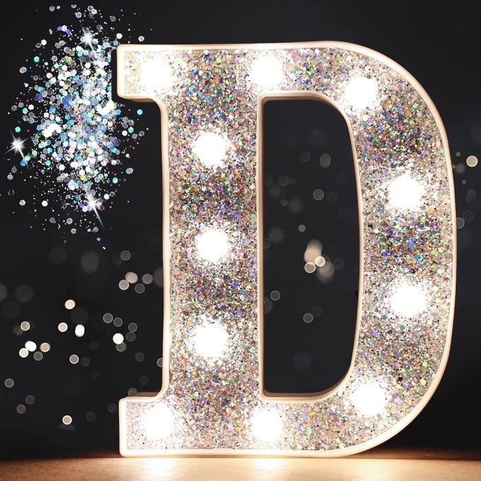 LED MARQUEE LETTER LIGHTS LIGHT UP SILVER LETTERS GLITTER ALPHABET SIGN BATTERY POWERED FOR NIGHT LIGHT BIRTHDAY PARTY WEDDING GIRLS GIFTS HOME BAR CHRISTMAS DECORATION SILVER LETTER D
