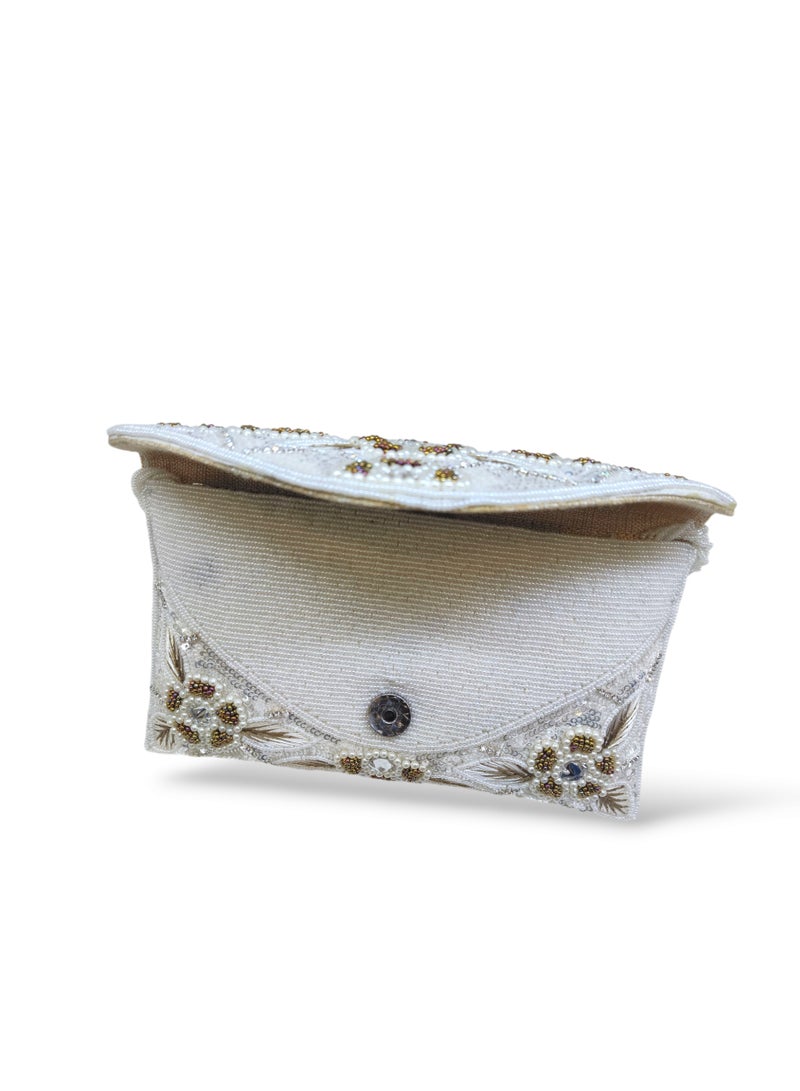 أركاد حقيبة كلاتش زفاف ذهبية من أركاد، مصنوعة يدويًا، مزينة بالخرز، مصنوعة في الهند - Image 3