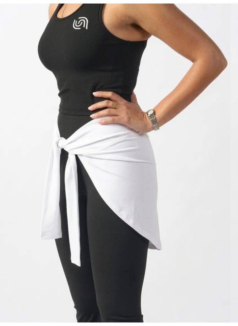 Beyond Sportswear Women's White Essential Hip Cover - Image 4