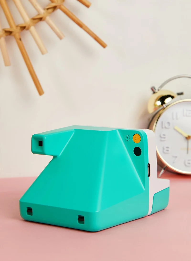 Polaroid Polaroid Now Instant Camera Mint