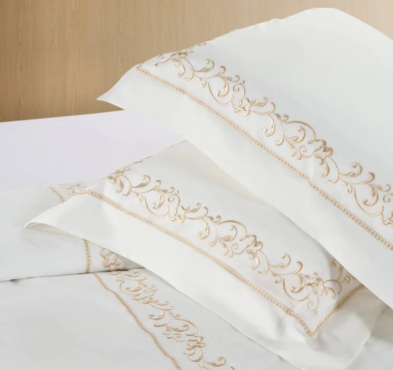 DWELL Dwell-Coral Embroidered K Duvet Cover Set - Beige-Duvet Cover - 240 x 220 CM, Fitted Sheet - 180 x 200 x 38 CM Pillow cases 50 x 80 CM-White/Beige