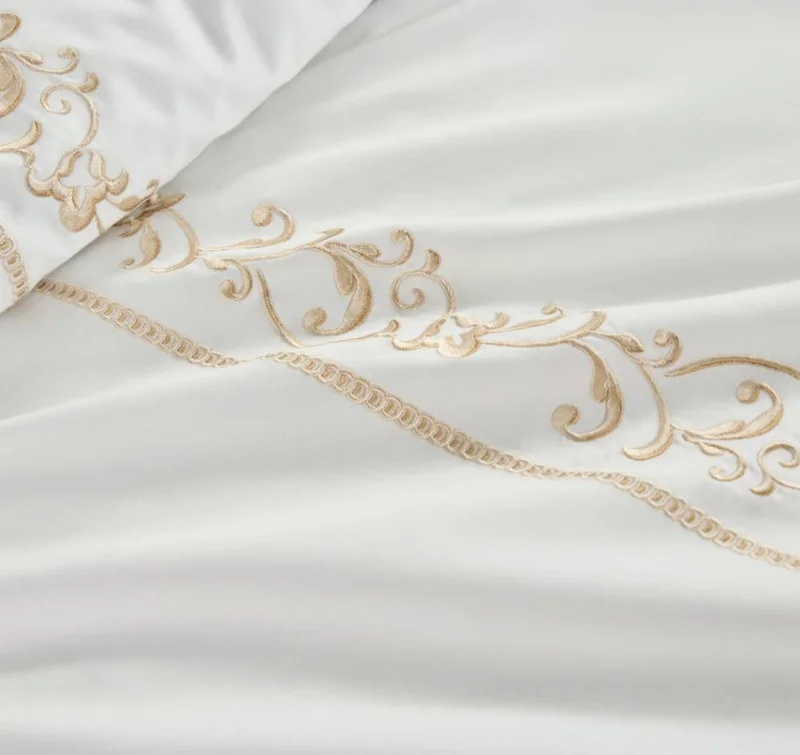 DWELL Dwell-Coral Embroidered K Duvet Cover Set - Beige-Duvet Cover - 240 x 220 CM, Fitted Sheet - 180 x 200 x 38 CM Pillow cases 50 x 80 CM-White/Beige