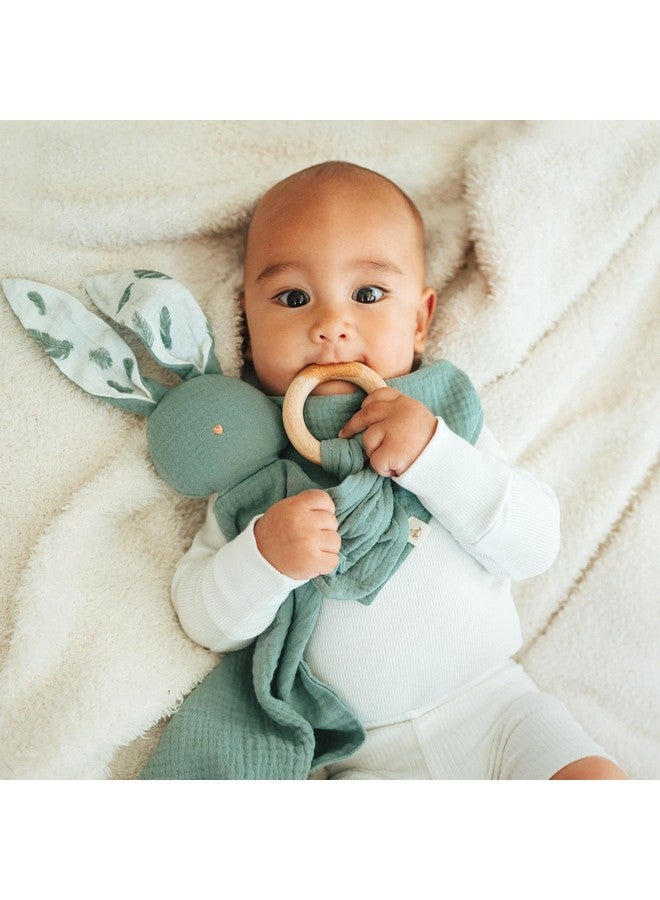 Mikito Organic Cotton Newborn Gift Box, Unisex Baby Gifts Including Muslin Lovey Comforter, Bandana Bib, Wooden Teether & Birth Announcement Sign - Image 2