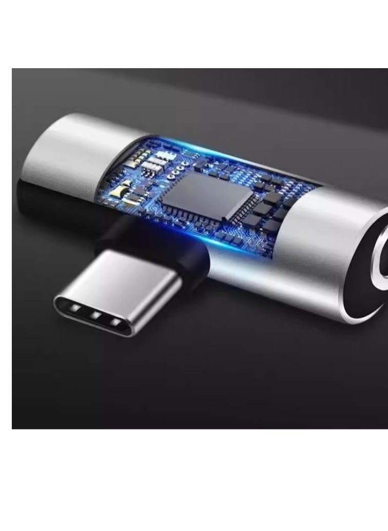 Generic - Type-c Headphone Adapter One to One Type-c Charging Port and 3.5mm Female Port for Fast Charging Mobile Phone and Listening to Music - Silver - Image 1