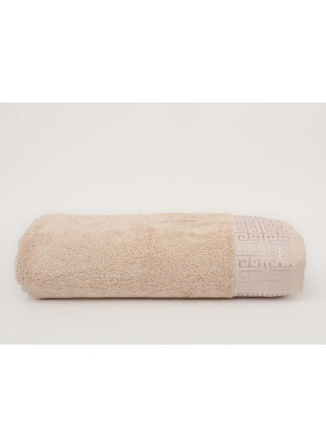 White Rose منشفت جريكي - 500 غم / م² - 100% قطن تيري - حافة جاكار - 1 منشفة استحمام 85x160 سم - لمسة فاخرة - فائقة الامتصاص - كريم  - Image 4