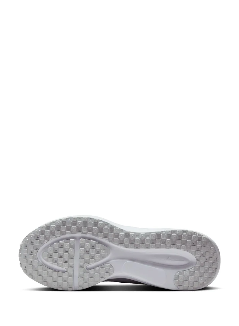 Nike Revolution 8