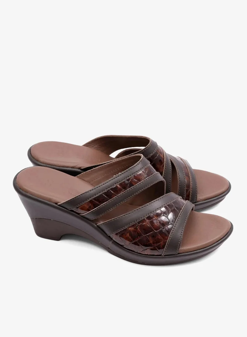كومفورت بلس صندل نسائي بكعب عالٍ مريح ببطانة إضافية - بني