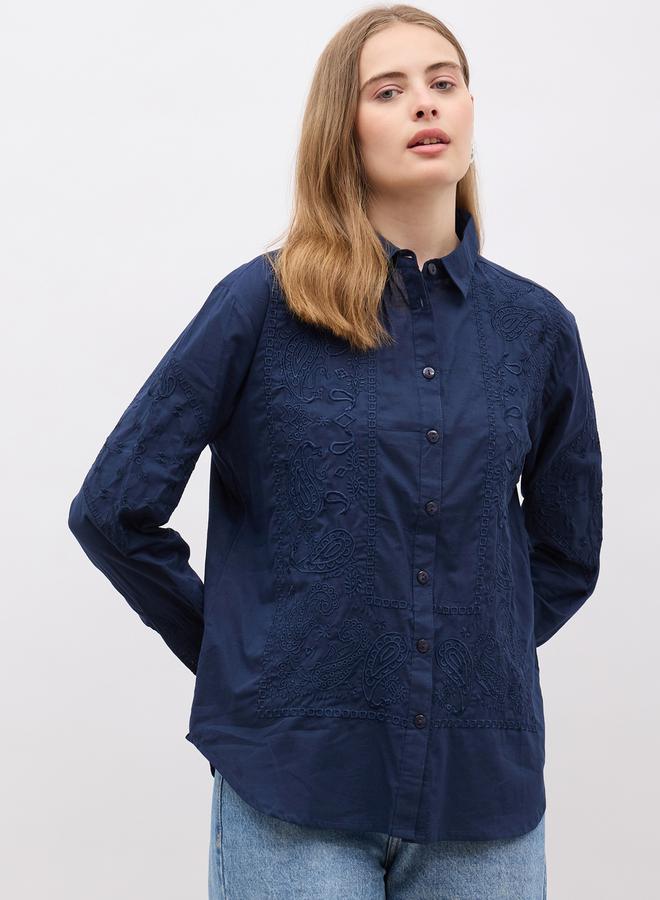 ستايلي قميص مطرز بقصة عادية وياقة واسعة - Image 2