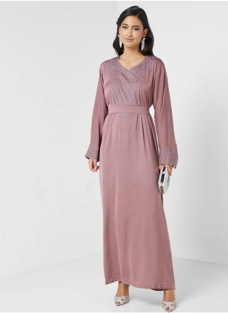 hayas closet Embroidered Belted Jalabiya