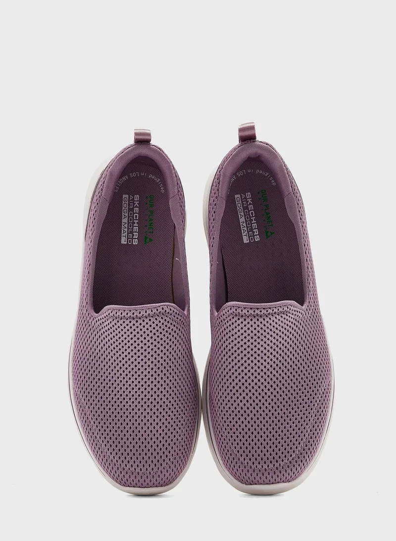 SKECHERS Go Walk 7