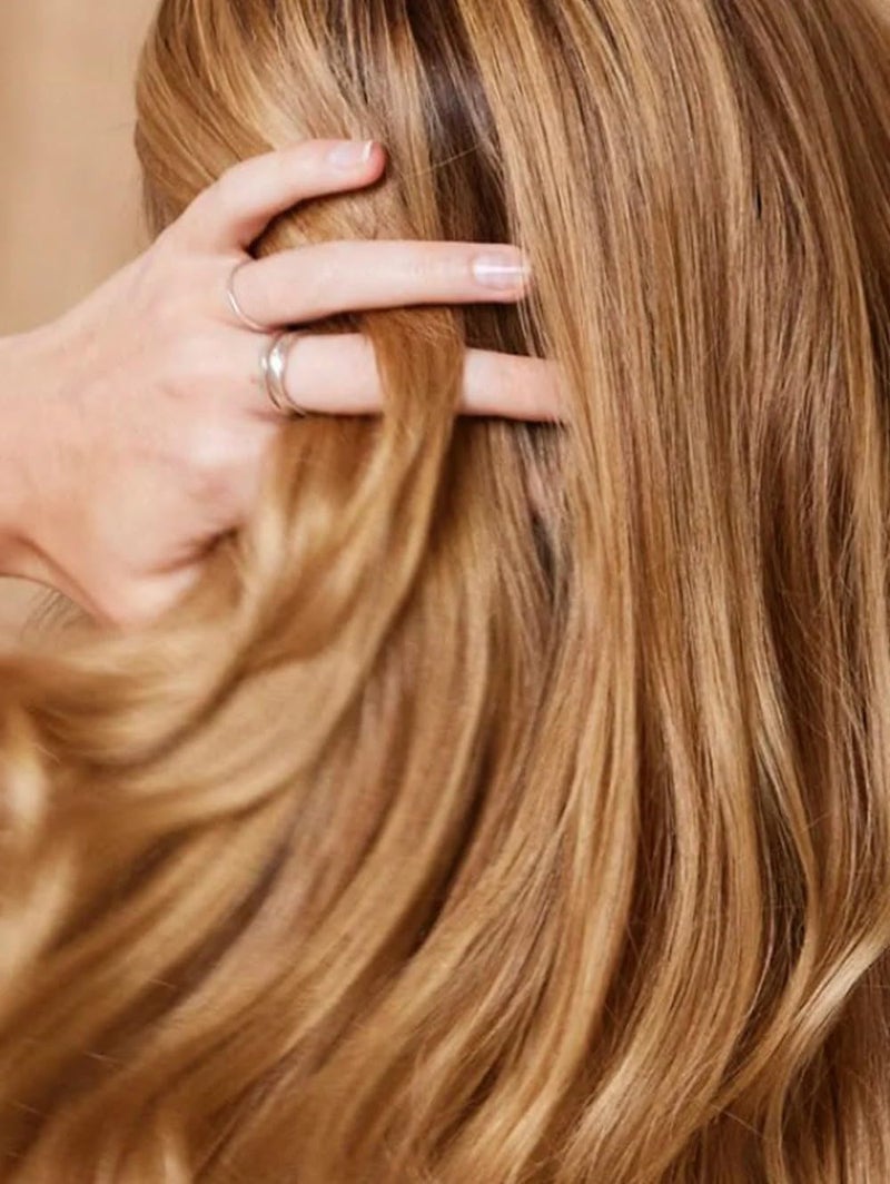 khadi MEDIUM BLONDE Natural Hair Color - Dips your hair in a warm medium blonde with velvety color reflections - 100% herbal & natural - 3.5 oz - Image 3