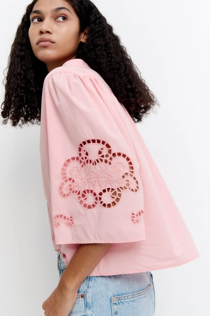 H&M Broderie anglaise blouse