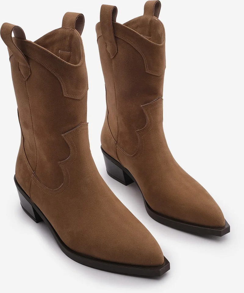مارجين Margin Women's Pointed Toe Stitch Detail Western Boots Voleta