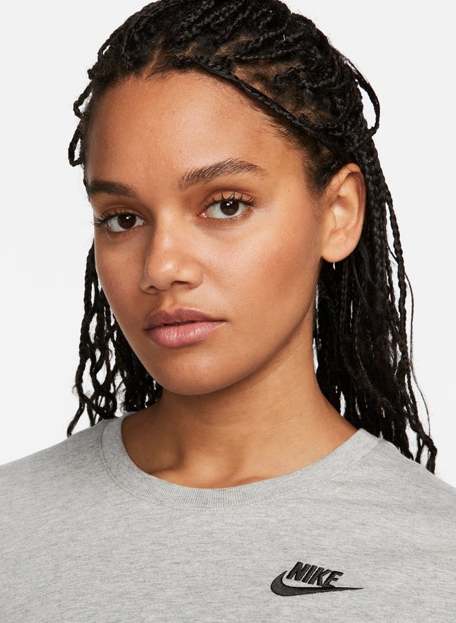 Nike Women’S Nike Sportswear Club Tee - Image 3