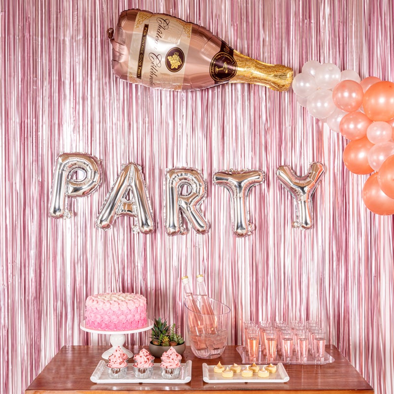 Restaurantware بالون حروف بالونيفاي 16 بوصة، بالون حفلة حرف واحد - حرف P، ذاتي الإغلاق، بالون ميرا الفضي، حلقة تعليق، زينة لعيد الميلاد، الزفاف، أو التخرج - Image 4