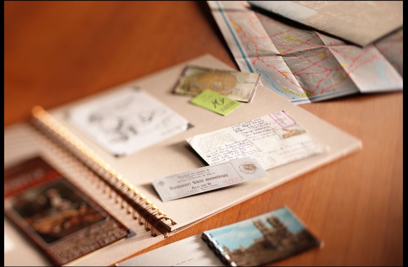 Krylon K07020007 10.25-Ounce Easy Tack Repositionable Adhesive Spray - Image 1