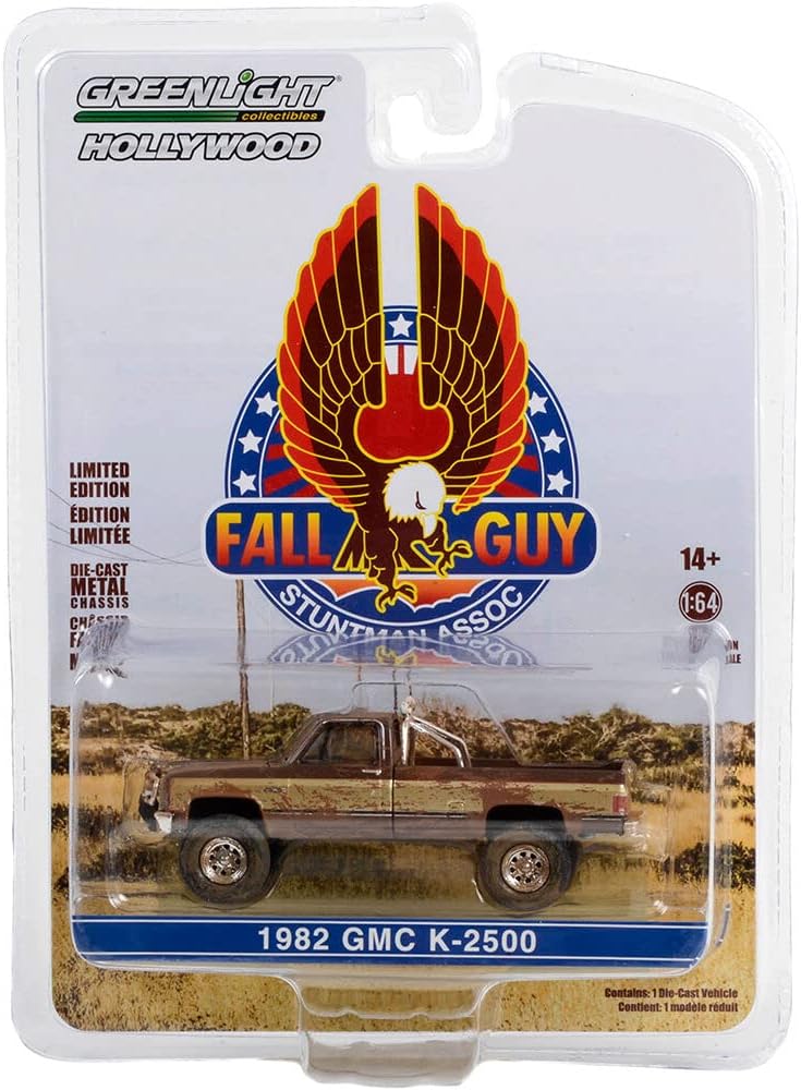 GreenLight 44965-F Hollywood Special Edition - Fall Guy Stuntman Association - 1982 GMC K-2500 Sierra Grande Wideside (Dirty Version) 1:64 Scale - Image 2