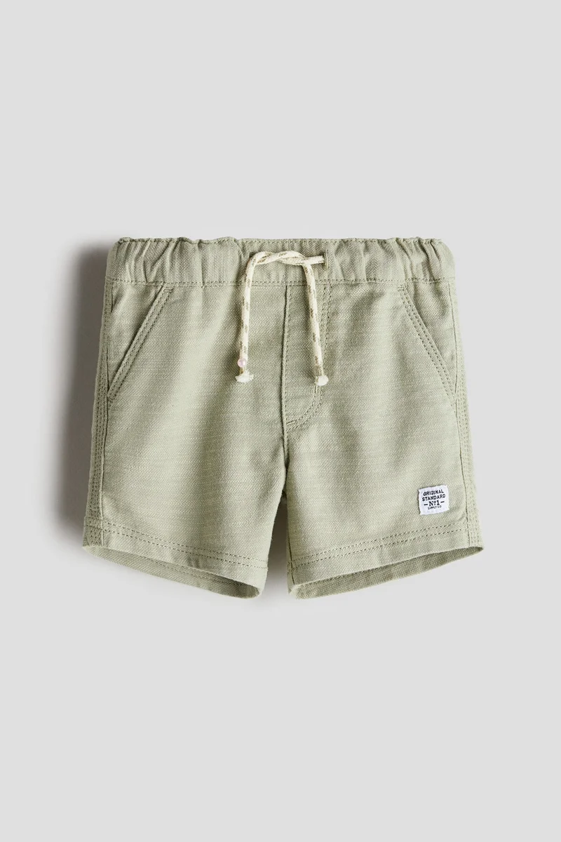 اتش اند ام Twill shorts