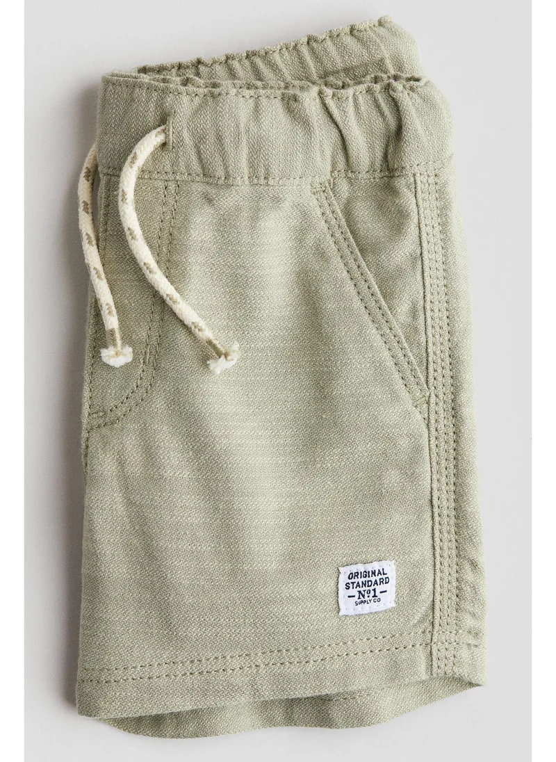 اتش اند ام Twill shorts