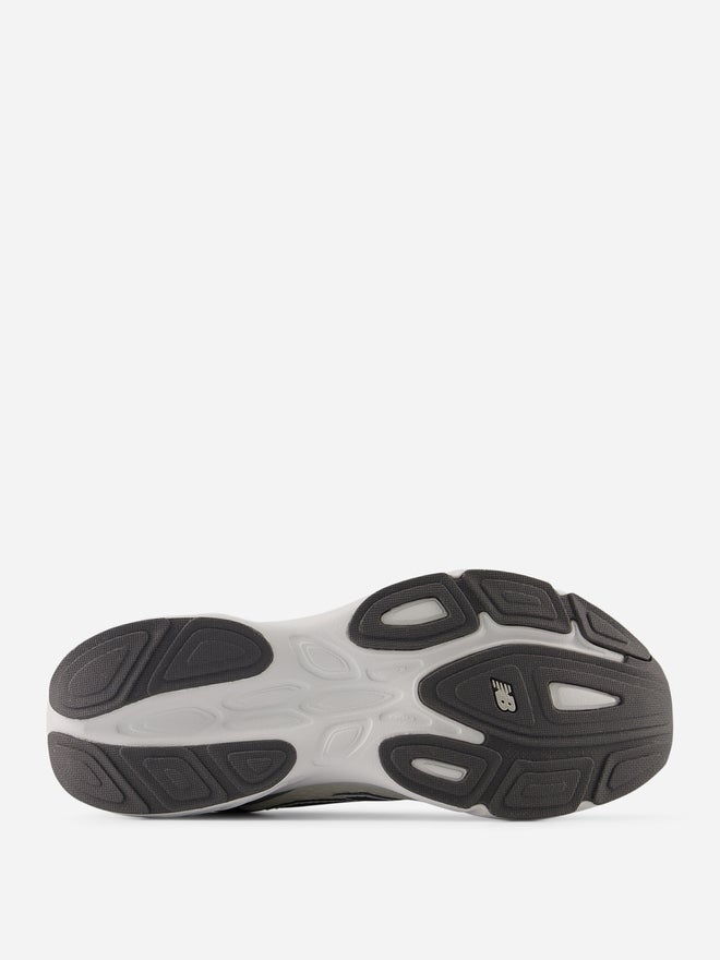 New Balance Amaste Shoes - Image 5