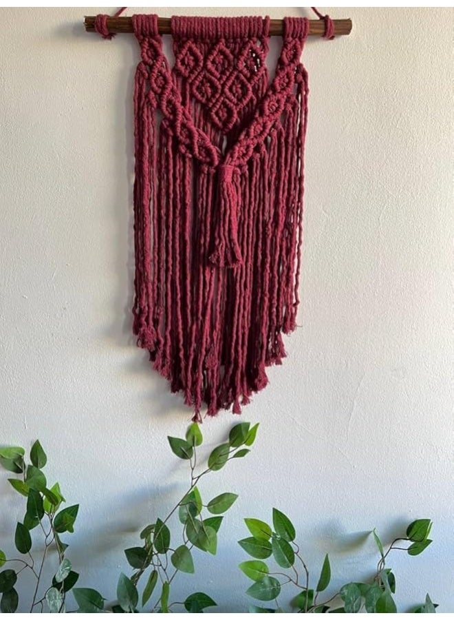 انتيكيانو جدارية حائط مكرمية أنيقة مصنوعة يدويًا من خيوط القطن، بتصميم بوهيمي بسيط يضيف لمسة دفء وجمال لأي مساحة. مثالية لتزيين غرف النوم أو المعيشة أو المداخل، وتعد خيارًا رائعًا كهدية لمحبي الديكور اليدوي والطابع الطبيعي. - Image 2