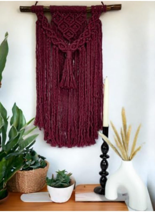 انتيكيانو جدارية حائط مكرمية أنيقة مصنوعة يدويًا من خيوط القطن، بتصميم بوهيمي بسيط يضيف لمسة دفء وجمال لأي مساحة. مثالية لتزيين غرف النوم أو المعيشة أو المداخل، وتعد خيارًا رائعًا كهدية لمحبي الديكور اليدوي والطابع الطبيعي. - Image 3