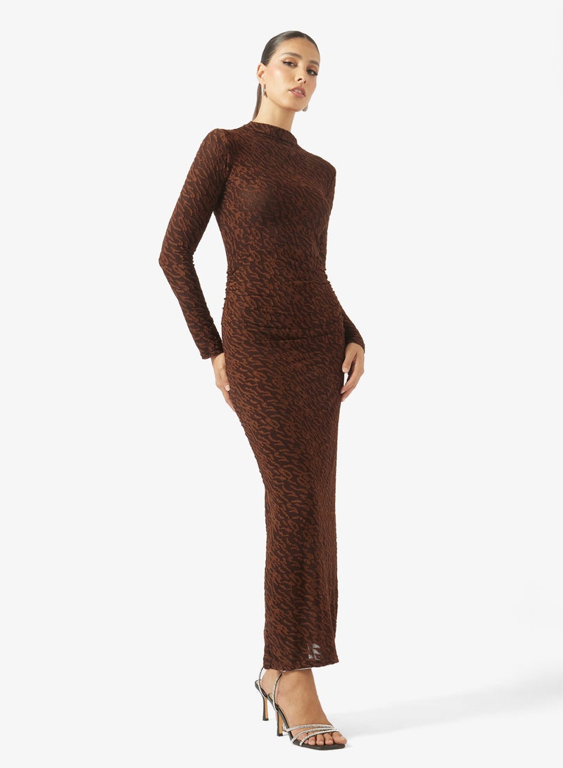 ايلا فستان ضيق بفتحة - Image 1