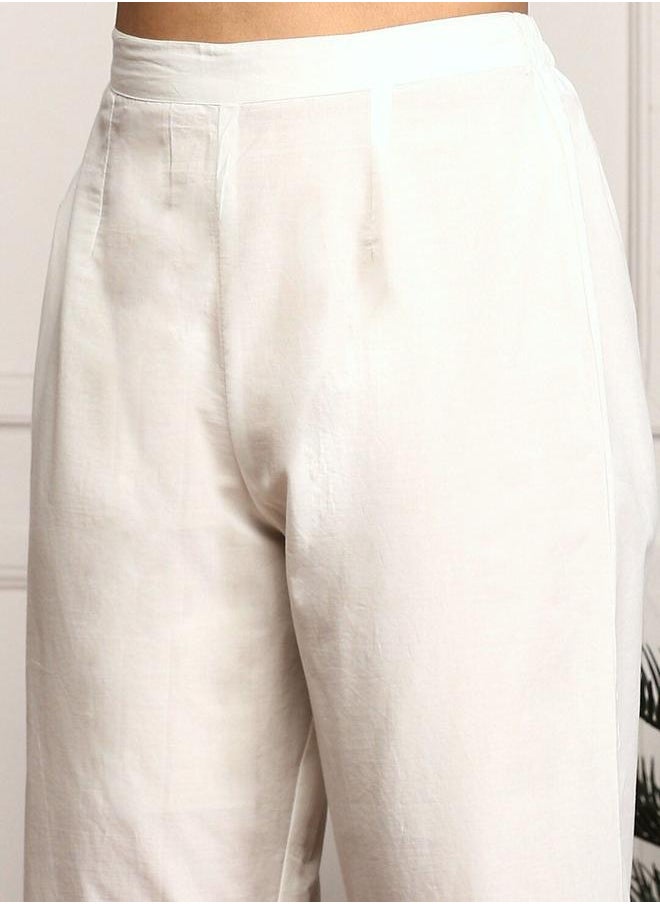 ISHIN Off White Kurta Set Straight Fit 3/4 Sleeve Sleeve made from Cotton featuring Self Design design and Round Neck neckline - Perfect for Ethinic!  - Image 3