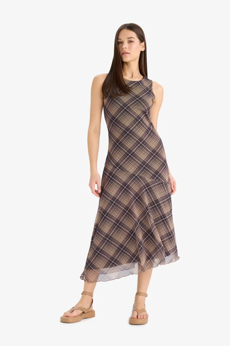 ديفاكتو Asymmetrical Boat Neck Plaid Tulle Midi Dress
