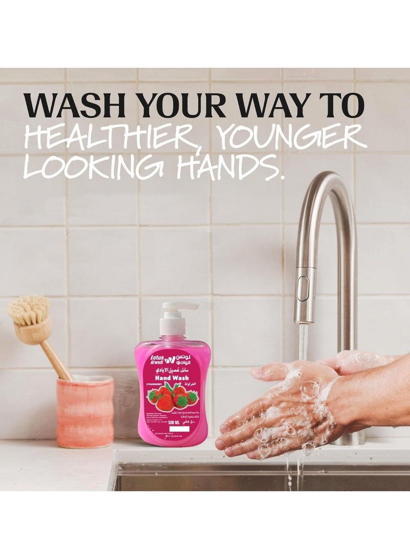Lotus Power & Fresh Anti Bacterial Hand Wash Strawberry Fragrance 5 L  - Image 4
